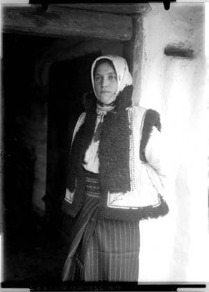 Ruthenian peasant woman in Kuty Galicia, on the border to Bukovina; photographer: Kriegsvermessung 7. Copyright: xpiemagsx ausnl080421-1144 !ACHTUNG AUFNAHMEDATUM GESCHÄTZT!