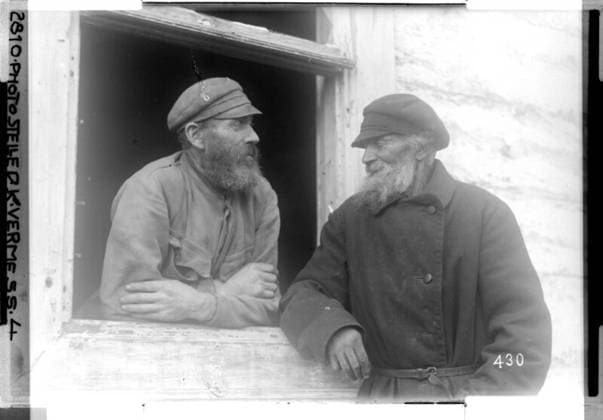 Russian Volhynian Jews Near Wladimir Wolinsky, probably in the area around the village of Pawlowicze, Russia, Volhynia; photographer: Kriegsvermessung 4. Copyright: xpiemagsx ausnl080421-1194 !ACHTUNG AUFNAHMEDATUM GESCHÄTZT!