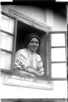 Russian Volhynian peasant woman Near Wladimir Wolinsky, probably in or around the village of Pawlowicze, Russia, Volhynia; photographer: Kriegsvermessung 4. Copyright: xpiemagsx ausnl080421-1203 !ACHTUNG AUFNAHMEDATUM GESCHÄTZT!