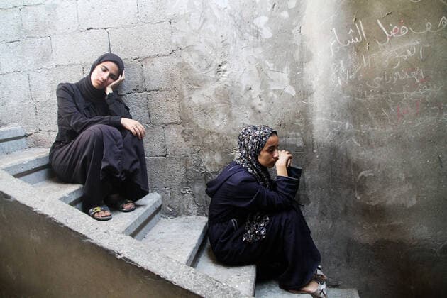 Bilder des Jahres 2022, News 08 August News Themen der Woche KW32 News Bilder des Tages August 11, 2022, Khan Yunis, Gaza Strip, Palestine: Gaza, Palestine. 11 August 2022. Palestinians bid farewell to 10-year-old girl, Lian Al-Shaer, who died of her wounds sustained during the recent Israeli offensive in the Gaza Strip. Lian was injured by shrapnel in her head caused by an Israeli missile targeting Khan Yunis, in the southern Gaza Strip Khan Yunis Palestine - ZUMAd99_ 20220811_zap_d99_003 Copyright: xAhmadxHasaballahx