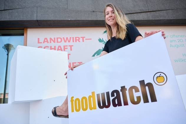 Protest against childrens marketing for unhealthy food Germany,Berlin In front of the Federal Ministry of Agriculture, Foodwatch protests against unhealthy food and its advertising The food industry is deliberately pushing unhealthy products for children through advertising