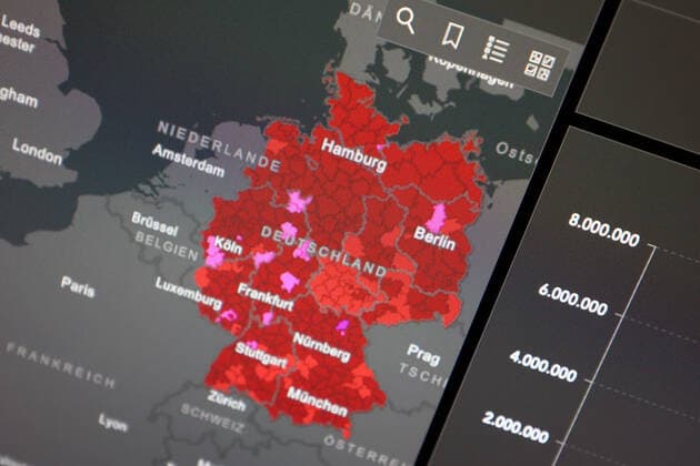 RKI dashboard, 7 day incidence is now 342.2 7 day incidence, RKI dashboard on a monitor on 13 08 2022 in Siegen Germany.