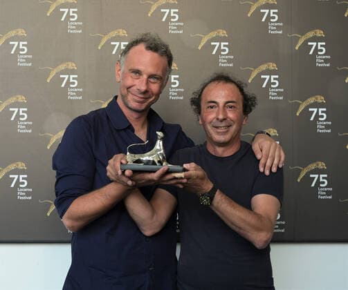 Locarno, Swiss Locarno Film Festival 2022 Award Ceremony photocall Gigi la Legge film Special Award of the Jury of the Municipalities of Ascona and Lisone In the picture: Alessandro Comodin director, Pier Luigi Mecchia actor  Copyright: xNickxZonnax xipa-agency.netx xNickxZonnax