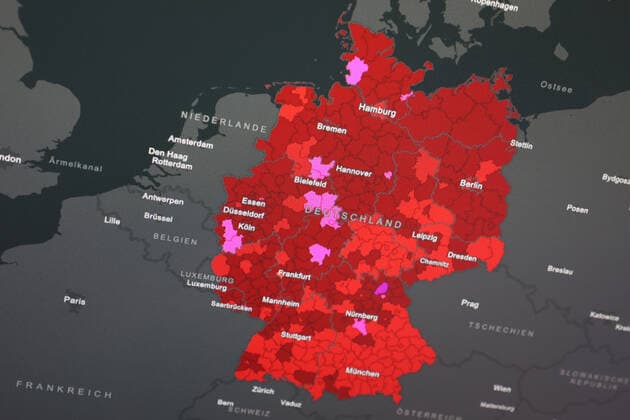 RKI dashboard, 7 day incidence is now 311.8 7 day incidence, RKI dashboard on a monitor on 17 08 2022 in Siegen Germany.