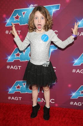 16 August 2022 - Pasadena, California - Roselyn. Red Carpet For America s Got Talent Season 17 Live Show held at Sheraton Pasadena Hotel in Pasadena. Pasadena USA - ZUMAa123 20220816_zaa_a123_012 Copyright: xFSx