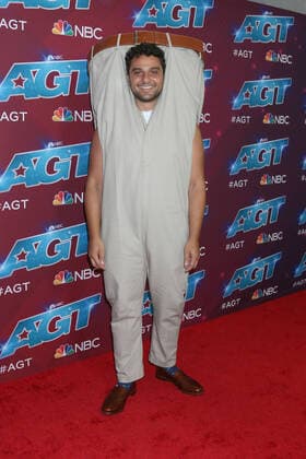 August 16, 2022, Pasadena, CA, USA: LOS ANGELES - AUG 16: Mr Pants, aka Ryan Dee at the America s Got Talent Season 17 - Live Show Red Carpet at Pasadena Sheraton Hotel on August 16, 2022 in Pasadena, CA Pasadena USA - ZUMAnc22 20220816_zaa_nc22_035 Copyright: xKathyxHutchinsx