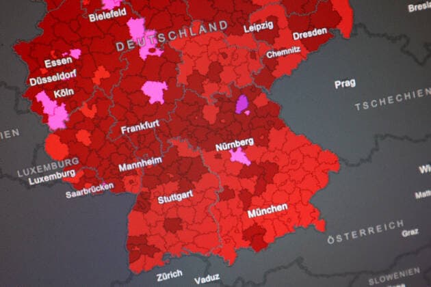 RKI dashboard, 7 day incidence is now 314.2 7 day incidence, RKI dashboard on a monitor on 18 08 2022 in Siegen Germany.