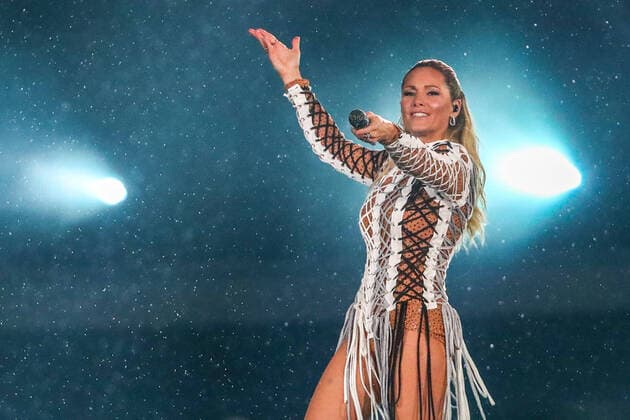 Bilder des Jahres 2022, Entertainment 08 August Entertainment Themen der Woche KW33 Entertainment Bilder des Tages xmhx - Helene Fischer am 20.08.2022 auf dem Messegelände in München Helene Fischer bei ihrem einzigen Konzert 2022 in München. Foto: osnapix Helene Fischer - Live in München *** xmhx Helene Fischer on 20 08 2022 at the exhibition center in Munich Helene Fischer at her only concert 2022 in Munich Photo osnapix Helene Fischer Live in Munich MH