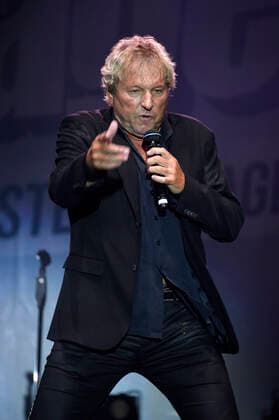 Bernhard Brink live beim 10. SchlagerOlymp 2022 im Strandbad Lübars. Berlin, 20.08.2022 *** Bernhard Brink live at the 10 SchlagerOlymp 2022 in the lido Lübars Berlin, 20 08 2022 Foto:xN.xKubelkax xFuturexImage