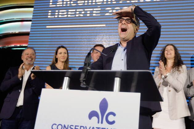 August 21, 2022, Quebec City, PQ, Canada: Conservative Party of Quebec Leader Eric Duhaime gestures as he speaks during a political rally in Quebec City on Sunday August 21, 2022. Quebec City Canada  - ZUMAc35_ 20220821_zaf_c35_004 Copyright: xFrancisxVachonx