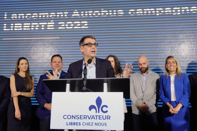 August 21, 2022, Quebec City, PQ, Canada: Conservative Party of Quebec Leader Eric Duhaime gestures as he speaks during a political rally in Quebec City on Sunday August 21, 2022. Quebec City Canada  - ZUMAc35_ 20220821_zaf_c35_005 Copyright: xFrancisxVachonx