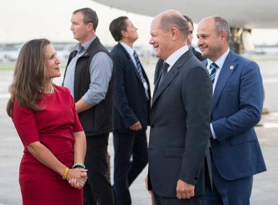 August 21, 2022, Montreal, PQ, Canada: German Chancellor Olaf Scholz is greeted by Deputy Prime Minister Chrystia Freeland as he arrives for a three day visit of Canada in Montreal, Sunday, August 21, 2022. Montreal Canada  - ZUMAc35_ 20220821_zaf_c35_041 Copyright: xGrahamxHughesx