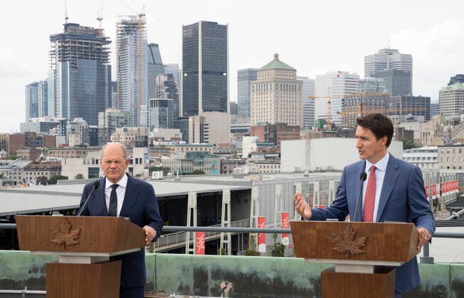 August 22, 2022, Montreal, PQ, Canada: Prime Minister Justin Trudeau responds to a question next to German Chancellor Olaf Scholz during a news conference in Montreal on Monday, August 22, 2022. Montreal Canada  - ZUMAc35_ 20220822_zaf_c35_023 Copyright: xPaulxChiassonx
