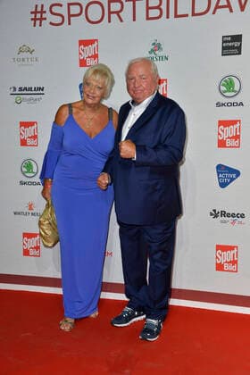 Ullrich Wegner and his wife Margot arriving at the SPORT BILD Award ceremony at the Fischauktionshalle in Hamburg on 22 08 2022.