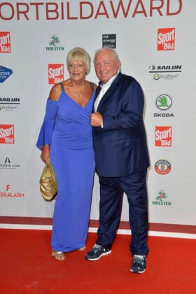 Ullrich Wegner and his wife Margot arriving at the SPORT BILD Award ceremony at the Fischauktionshalle in Hamburg on 22 08 2022.