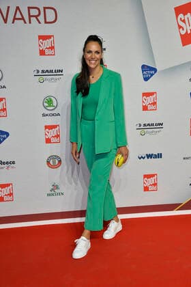 Esther Sedlaczek TV presenter on arrival at the SPORT BILD Awards ceremony at the Fischauktionshalle in Hamburg on 22 08 2022