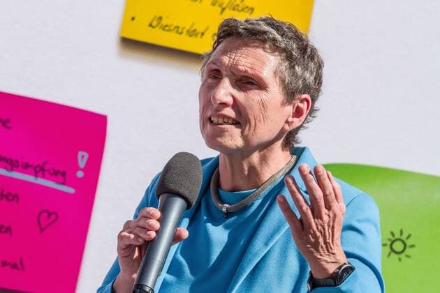 August 23, 2022, Munich, Bavaria, Germany: Beatrix Zurek (Gesundheitsreferentin der Stadt MoÂ¼nchen). Under the motto of Na Sicher , the Bavarian Health Minister Klaus Holetschek kicked off the new Coronavirus Covid-19 communication campaign. Through this campaign, the Ministry is providing information for the coming Fall and Winter and regarding Coronavirus booster vaccinations. Appearing alongside Minister Holetschek were Beatrix Zurek of the Munich city Health Department, as well as famed Virologist Professor Ulrike Protzer of TU Muenchen University. Munich Germany - ZUMAb160 20220823_zbp_b160_032 Copyright: xSachellexBabbarx