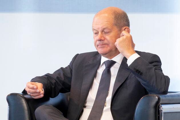 August 23, 2022, TORONTO, ON, CAN: Chancellor of Germany, Olaf Scholz attends an event hosted by the Canadian-German Chamber of Industry and Commerce, alongside Canadian Prime Minister Justin Trudeau . in Toronto on Tuesday, August 23, 2022. TORONTO CAN  - ZUMAc35_ 20220823_zaf_c35_020 Copyright: xChrisxYoungx