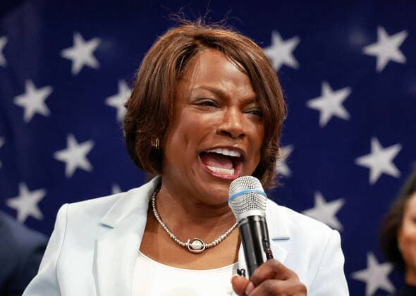 August 23, 2022, Orlando, FL: Val Demings, Democratic candidate for the U.S. Senate, delivers remarks at her election night party at Camping World Stadium in Orlando, Florida, on Tuesday, Aug. 23, 2022. Demings won her primary and will face Sen. Marco Rubio in November. Orlando - ZUMAm67_ 20220823_zaf_m67_038 Copyright: xOrlandoxSentinelx