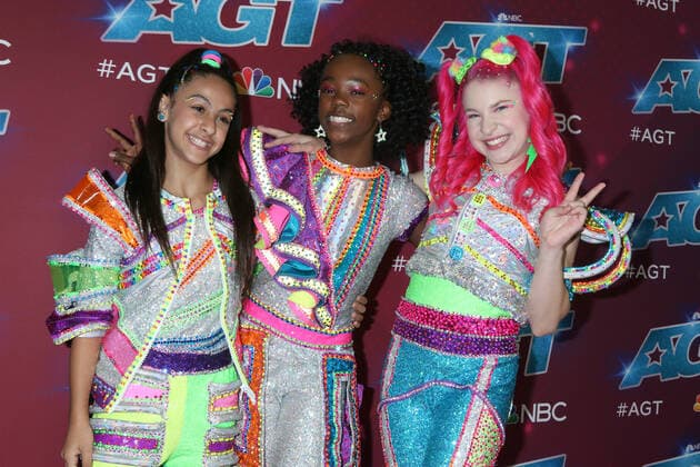LOS ANGELES - AUG 23: XOMGPOP at the America s Got Talent Season 17 - Live Show Red Carpet at Pasadena Sheraton Hotel on August 23, 2022 in Pasadena, CA  Copyright: xHutchinsxPhotox xipa-agency.netx x 2022xKathyxHutchinsx xHutchinsx