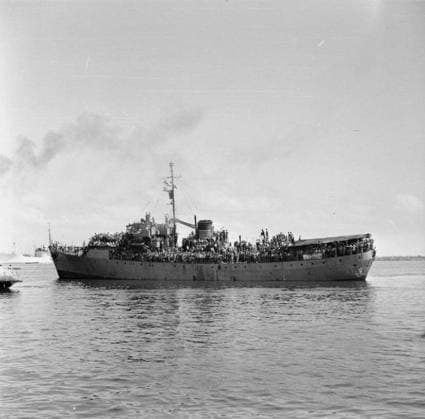 The British Mandate in Palestine 1917-1948 Illegal immigrants arriving into Palestine: 1300 illegal Jewish immigrants arrived from many countries in Europe at the port of Haifa in Palestine. Photograph shows the tramp steamer JOSIAH WEDGWOOD as it came into harbour. Copyright: xpiemagsx warofficeww2pie5222-5964 !ACHTUNG AUFNAHMEDATUM GESCHÄTZT!
