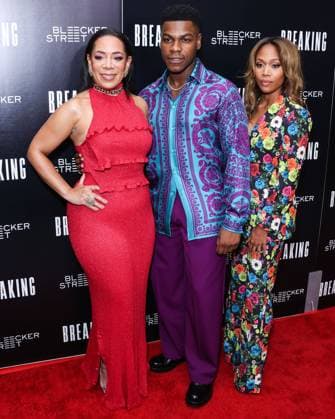 Los Angeles Special Screening Of Bleecker Street Media s Breaking American actress Selenis Leyva, British actor John Boyega and American actress Nicole Beharie arrive at the Los Angeles Special Screening Of Bleecker Street Media s Breaking held at The London Hotel West Hollywood at Beverly Hills on August 24, 2022 in West Hollywood, Los Angeles, California, United States. The London Hotel West Hollywood at Beverly Hills, West Hollywood, Los Angeles, California California United States  Copyright: xImagexPressxAgencyx originalFilename: collin-losangel220825_npJUY.jpg