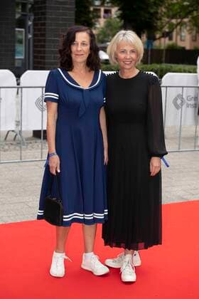 v l Christine RUETTEN, conception Petra Boberg, conception prize winners special for ,,Jetzt reden wir,, red carpet, red carpet show, arrival, 58 awarding of the Adolf Grimme Prize Adolf Grimme Prize Grimme Prize in Marl, 26 08 2022 Ã