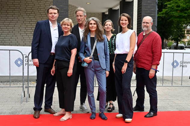 Richard Huber and Laila Stieler with team at the 58 award ceremony of the Grimme Award 2022 at the Theater der Stadt Marl Marl, 26 08 2022 Foto:xD.xAnoraganingrumx xFuturexImage