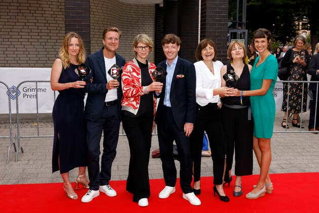 Author Mareike Müller, director Carl Gierstorfer, producer Antje Boehmert, Ronald Rist montage , guest, editor Ute Beutler and guest at the 58 award ceremony of the Grimme Award 2022 in the theater of the city Marl Marl, 26 08 2022 NRW Germany Copyright: xChristophxHardtx