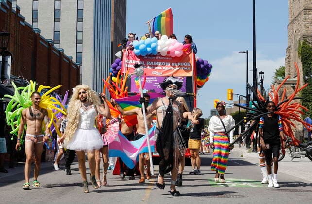 August 28, 2022, Ottawa, ON, Canada: People take part in the Capital Pride Parade in Ottawa on Sunday, August 28, 2022. Ottawa Canada  - ZUMAc35_ 20220828_zaf_c35_074 Copyright: xPatrickxDoylex