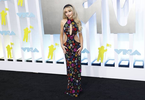 Sabrina Carpenter arrives on the red carpet at the 2022 MTV Video Music Awards VMA s at the Prudential Center in Newark, New Jersey on Sunday, August 28, 2022.  NYP202208281030 JOHNxANGELILLO