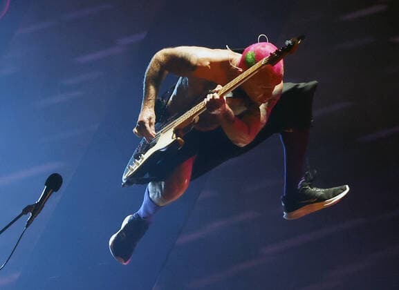 Flea and the Red Hot Chili Peppers performs at the 2022 MTV Video Music Awards VMA s at the Prudential Center in Newark, New Jersey on Sunday, August 28th, 2022.  NYP20220828922 JOHNxANGELILLO