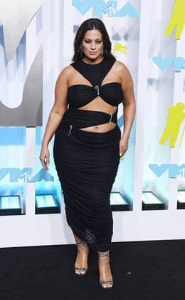 August 28, 2022, Newark, NJ, USA: Ashley Graham attends the 2022 MTV VMAs at Prudential Center on August 28, 2022 in Newark, New Jersey. Newark USA - ZUMAs181 20220828_zea_s181_121 Copyright: xJeremyxSmith Imagespacex