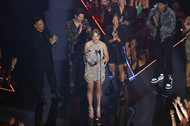 Taylor Swift announces her new album while accepting the Video Of The Year award at the 2022 MTV Video Music Awards VMA s at the Prudential Center in Newark, NJ on Sunday, August 28th, 2022.  NYP2022082830130 JOHNxANGELILLO