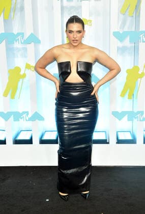 NEWARK, NEW JERSEY - AUGUST 28: Mae Muller at the 2022 MTV VMAs at Prudential Center on August 28, 2022 in Newark, New Jersey. Copyright: xJohnxPalmerx