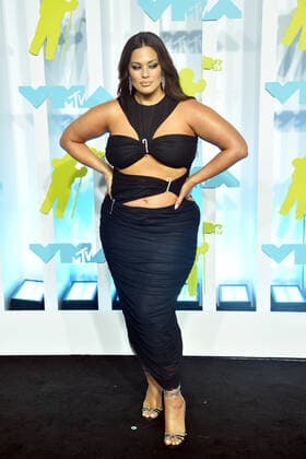 NEWARK, NEW JERSEY - AUGUST 28: Ashley Graham at the 2022 MTV VMAs at Prudential Center on August 28, 2022 in Newark, New Jersey. Copyright: xJohnxPalmerx