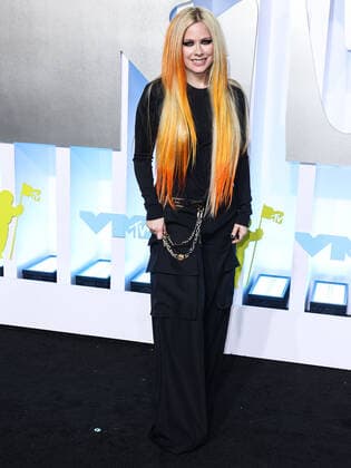 2022 MTV Video Music Awards - Arrivals Avril Lavigne arrives at the 2022 MTV Video Music Awards held at the Prudential Center on August 28, 2022 in Newark, New Jersey, United States. Prudential Center, Newark, New Jersey New Jersey United States  Copyright: xImagexPressxAgencyx originalFilename: collin-2022mtvv220829_npYJl.jpg