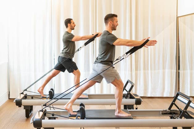pilates,schlingentraining,pilates-reformer *** pilates,pilates reformer 3ro-ian ,model released, Symbolfoto