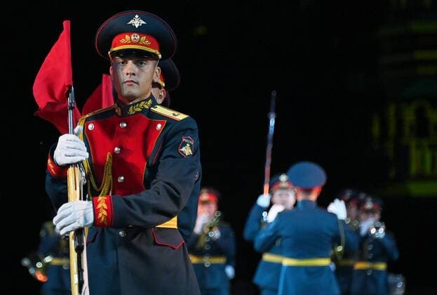 Russia Military Music Festival 8263753 30.08.2022 Members of the Honor Guard of the 154 Preobrazhensky Regiment perform during the Spasskaya Tower international military music festival in Red Square in Moscow, Russia. Evgeny Odinokov Sputnik Moscow Russia  Copyright: xEvgenyxOdinokovx