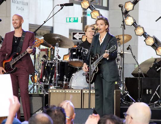 Bilder des Jahres 2022, Entertainment 09 September Entertainment Themen der Woche KW35 NEW YORK, NY- September 02: Brandi Carlile performs on NBC s Today Citi Concert Series at Rockefeller Plaza in New York City on September 02, 2022. Copyright: xRWx
