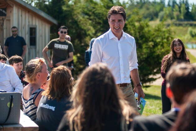 September 2, 2022, Milton, ON, Canada: Prime Minister Justin Trudeau greets families during a tree planting event with local youth, Milton, Ont. on Friday September 2, 2022. Milton Canada  - ZUMAc35_ 20220902_zaf_c35_102 Copyright: xEduardoxLimax