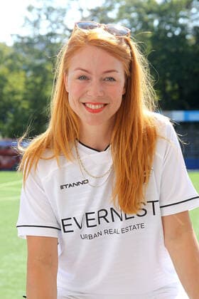 Esther Roling at the charity soccer match Kicken mit Herz for the benefit of the childrens cardiac ward of the University Hospital Eppendorf on 4 09 2022 in Hamburg Kicken mit Herz 2022 charity soccer match in Hamburg