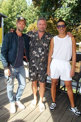 Ingo Pohlmann, Sasha and Jorge Gonzalez at the charity football match Kicken mit Herz for the benefit of the childrens cardiac ward of the University Hospital Eppendorf on 4 09 2022 in Hamburg Kicken mit Herz 2022 charity football match in Hamburg