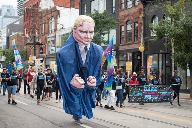 September 5, 2022, TORONTO, ON, CANADA: A participant wearing a costume representing Doug Ford marches with union workers and activists in Toronto during the Labour Day Parade on Monday, September 5, 2022. TORONTO CANADA  - ZUMAc35_ 20220905_zaf_c35_034 Copyright: xTijanaxMartinx