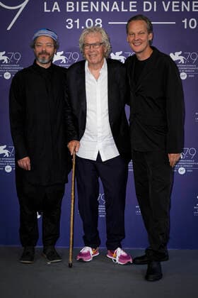 Photo IPP Daniele Cifala™ Venice 06 09 2022 The 79th Venice Film Festival 79th Mostra Internazionale d™Arte Cinematografica Music For Black Pigeons Photocall 79th Venice International Film Festival in the photo Jakob Bro, directors Jorgen Leth and Andreas Koefoed Italy Photo Press World Copyright  0