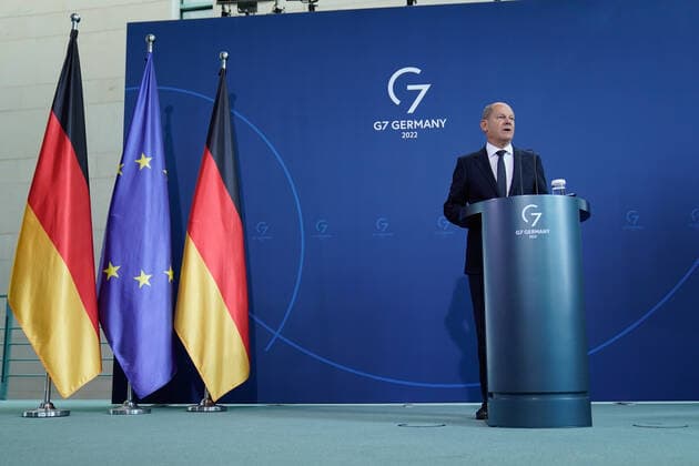 Reception of the prize winners of the 57 national competition youth research by the Federal Chancellor and the Federal Minister of Education Current, 06 09 2022, Berlin, Federal Chancellor Olaf Scholz in portrait during his speech at the reception of the prize winners for the 57 national competition youth research in the Federal Chancellery Berlin Berlin Germany