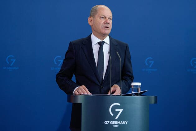 Reception of the prize winners of the 57 national competition youth research by the Federal Chancellor and the Federal Minister of Education Current, 06 09 2022, Berlin, Federal Chancellor Olaf Scholz in portrait during his speech at the reception of the prize winners for the 57 national competition youth research in the Federal Chancellery Berlin Berlin Germany