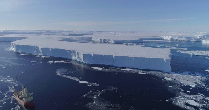 THIS IMAGE SHOWS: The US Antarctic Program research vessel Nathaniel B. Palmer working along the ice edge of the Thwaites Eastern Ice Shelf in February 2019. FEATURE STORY: The Thwaites Glacier in West Antarctica which is about the size of Florida and a key indicator for scientists trying to make global sea level rise predictions - is retreating alarmingly, scientists have found. This massive ice stream is already in a phase of fast retreat (a collapse when viewed on geological timescales) leading to widespread concern about exactly how much, or how fast, it may give up its ice to the ocean. The potential impact of Thwaites? retreat is spine-chilling: a total loss of the glacier and surrounding icy basins could raise sea levels Copyright: xx 51945645 EDITORIAL USE ONLY. NOT FOR USE BY NEWSPAPERS BASED IN THE UK.