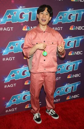 6 September 2022 - Pasadena, California - Shu Takada. Red Carpet For America s Got Talent Season 17 Live Show held at the Sheraton Pasadena in Pasadena. Photo Credit: AdMedia 283782 2022-09-06 CA Pasadena Etats-Unis  Copyright: xAdMediax STAR_283782_039