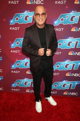 6 September 2022 - Pasadena, California - Howie Mandel. Red Carpet For America s Got Talent Season 17 Live Show held at the Sheraton Pasadena in Pasadena. Pasadena USA - ZUMAa123 20220906_zaa_a123_072 Copyright: xFSx